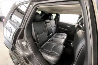 Jeep Cherokee 2016 4x4 Trailhawk 4dr SUV
