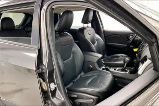 Jeep Cherokee 2016 4x4 Trailhawk 4dr SUV