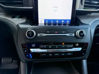 Ford Explorer 2020 AWD Platinum 4dr SUV