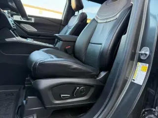 Ford Explorer 2020 AWD Platinum 4dr SUV