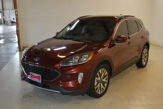 Ford Escape Hybrid 2021 AWD Titanium 4dr SUV