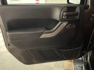 Jeep Wrangler Unlimited 2017 4x4 Sport 4dr SUV
