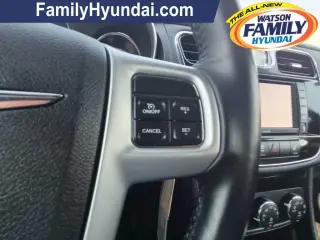 Chrysler 200 2012 Limited 4dr Sedan