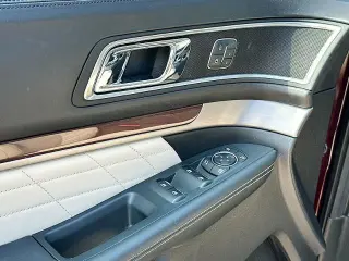 Ford Explorer 2018 AWD Platinum 4dr SUV