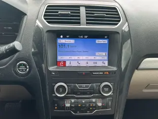 Ford Explorer 2019 XLT 4dr SUV