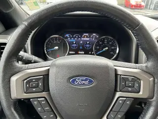 Ford Expedition 2020 4x4 XLT 4dr SUV