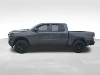 Ram 1500 2022 4x4 Big Horn 4dr Crew Cab 5.6 ft. SB Pickup