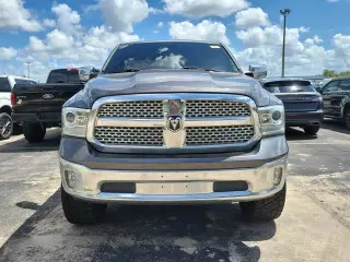 Ram 1500 2017 4x4 Laramie 4dr Crew Cab 5.5 ft. SB Pickup