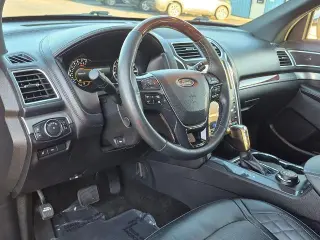 Ford Explorer 2017 AWD Platinum 4dr SUV