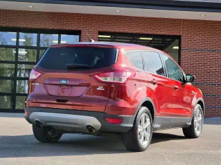 Ford Escape 2016 AWD SE 4dr SUV