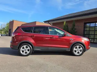 Ford Escape 2016 AWD SE 4dr SUV