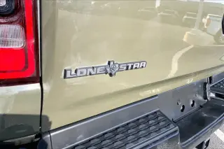 Ram 1500 2021 4x4 Big Horn 4dr Crew Cab 5.6 ft. SB Pickup
