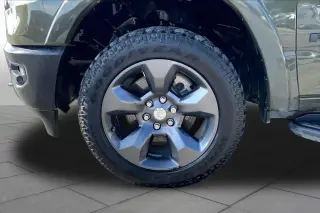 Ram 1500 2021 4x4 Big Horn 4dr Crew Cab 5.6 ft. SB Pickup