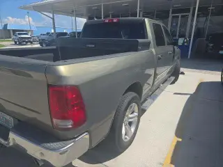 Ram 1500 2014 4x2 SLT 4dr Crew Cab 6.3 ft. SB Pickup