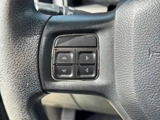 Ram 1500 2014 4x4 Express 4dr Crew Cab 5.5 ft. SB Pickup