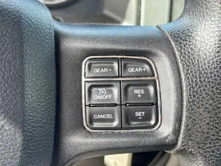 Ram 1500 2014 4x4 Express 4dr Crew Cab 5.5 ft. SB Pickup