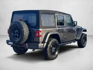 Jeep Wrangler 2024 4x4 Sport 4dr SUV
