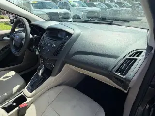 Ford Focus 2017 SE 4dr Sedan