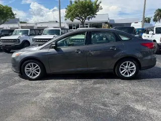 Ford Focus 2017 SE 4dr Sedan