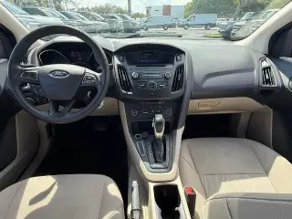 Ford Focus 2017 SE 4dr Sedan