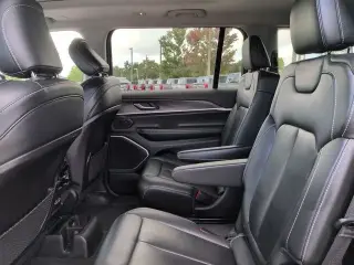 Jeep Grand Cherokee L 2022 4x4 Limited 4dr SUV