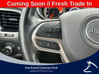 Jeep Cherokee 2021 4x4 Latitude Lux 4dr SUV