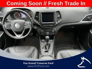Jeep Cherokee 2021 4x4 Latitude Lux 4dr SUV