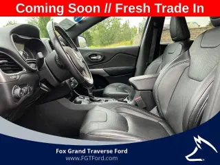 Jeep Cherokee 2021 4x4 Latitude Lux 4dr SUV