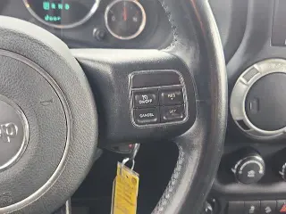 Jeep Wrangler Unlimited 2017 4x4 Sahara 4dr SUV