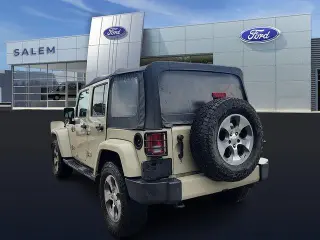 Jeep Wrangler Unlimited 2017 4x4 Sahara 4dr SUV