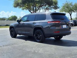 Jeep Grand Cherokee L 2026 4x2 Laredo Altitude 4dr SUV