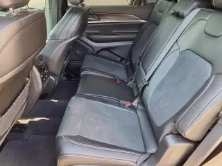 Jeep Grand Cherokee L 2026 4x2 Laredo Altitude 4dr SUV