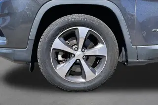 Jeep Cherokee 2019 4x4 Limited 4dr SUV