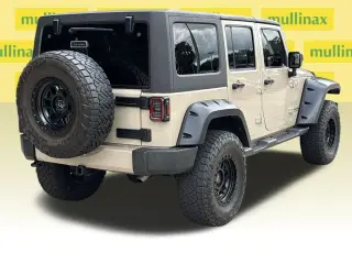 Jeep Wrangler Unlimited 2016 4x4 Sahara 4dr SUV