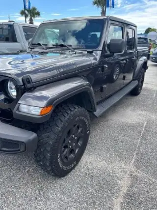 Jeep Gladiator 2023 4x4 Sport 4dr Crew Cab 5.0 ft. SB