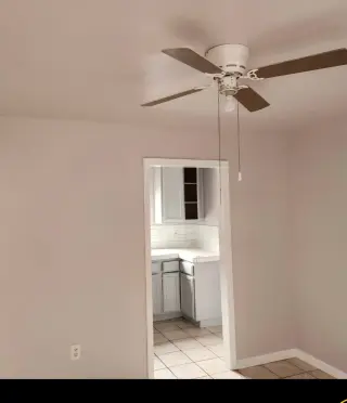 RENTO APT. DE 1 REC. EN LOS ÁNGELES