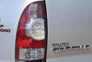 Toyota Tacoma 2006 V6 4p Doble Cab 4WD SB (4L V6 6M)