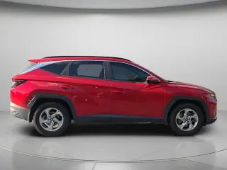 Hyundai TUCSON 2023 SEL SUV 4 puertas