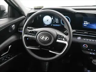 Hyundai ELANTRA 2024 SEL 4dr Sedan