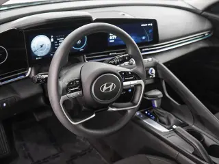 Hyundai ELANTRA 2024 SEL 4dr Sedan