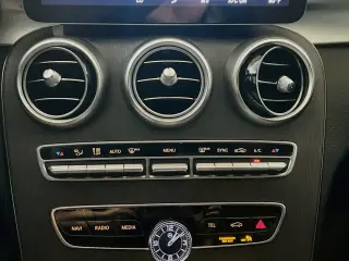 Mercedes-Benz Clase C 2020 C 300 4p Sedan