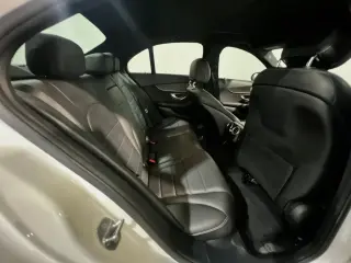 Mercedes-Benz Clase C 2020 C 300 4p Sedan