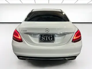 Mercedes-Benz Clase C 2020 C 300 4p Sedan