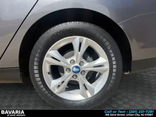 2013 Ford Focus 4dr Sdn SE
