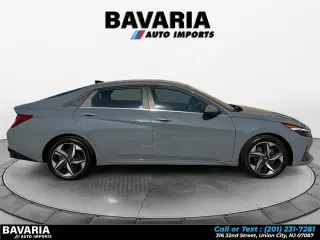 2021 Hyundai Elantra Limited IVT