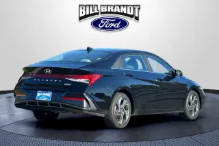Hyundai ELANTRA 2024 Limited 4dr Sedan