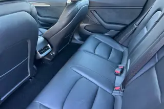 Tesla Model 3 2023 4dr Sedan