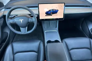 Tesla Model 3 2023 4dr Sedan