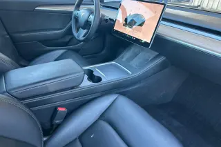 Tesla Model 3 2023 4dr Sedan