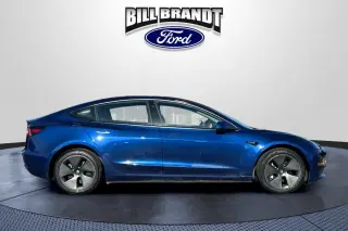 Tesla Model 3 2023 4dr Sedan